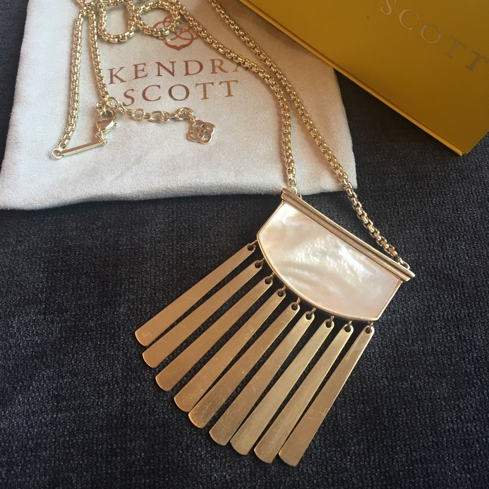 Kendra Scott Ellen Necklace